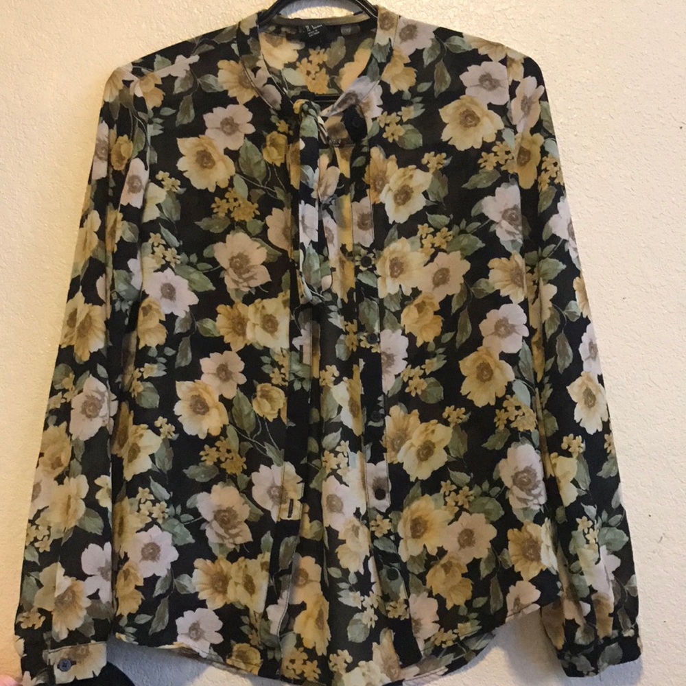 Woman's blouse